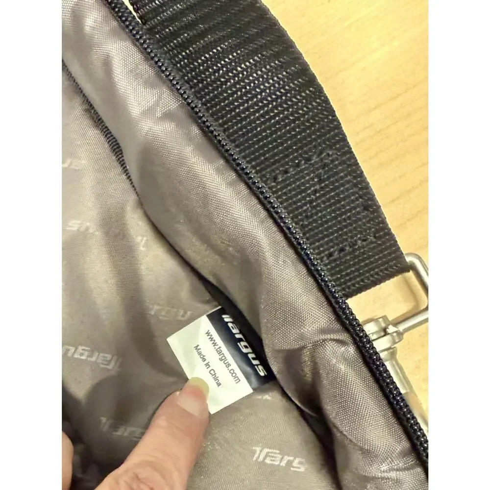 Targus Soft Sided, Padded Laptop Bag Briefcase